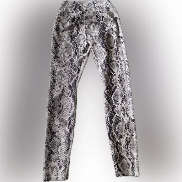 Alo Yoga  High Waist Vapor Snakeskin Legging  L  Bone NWOT - Picture 7 of 8